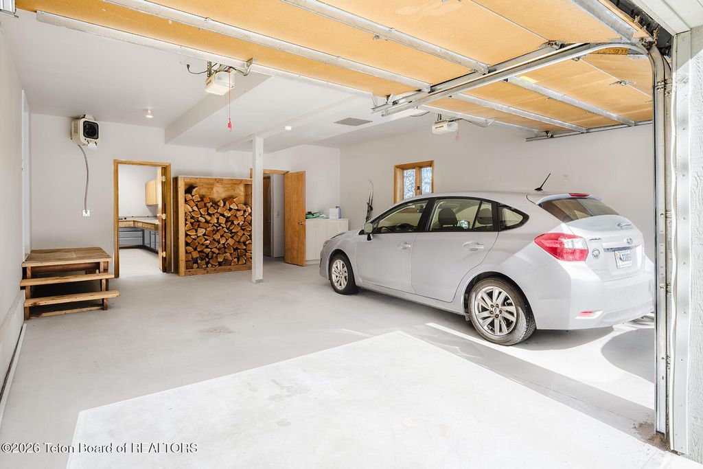 4317 W SPRING VIOLET Court, Wilson, WY 83014 photo 16