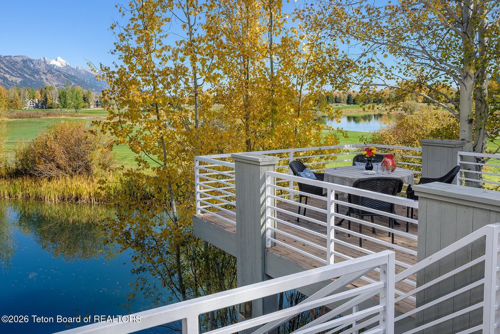 4317 W SPRING VIOLET Court, Wilson, WY 83014 photo 3