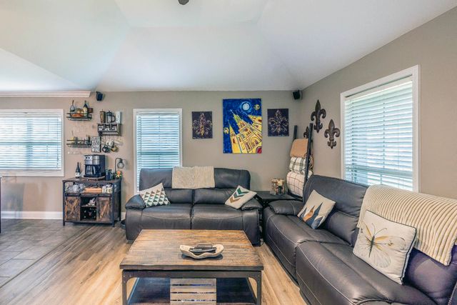 173 Casa Drive, Gray, LA 70359