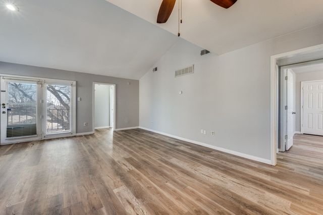 2835 Keller Springs 502, Carrollton, TX 75006