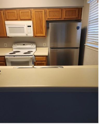 2835 Keller Springs 502, Carrollton, TX 75006