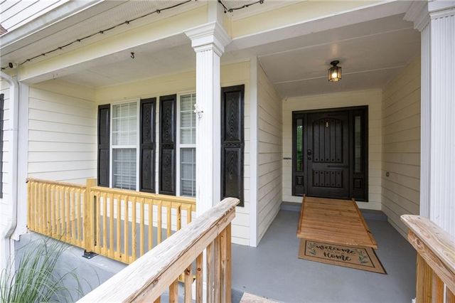 9 CROSS POINTE Way, Hiram, GA 30141