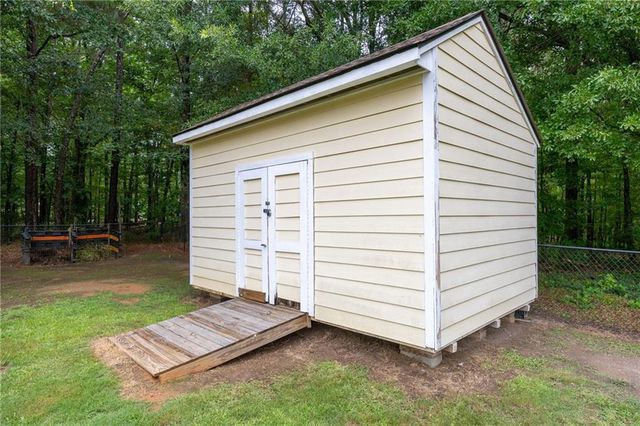 9 CROSS POINTE Way, Hiram, GA 30141