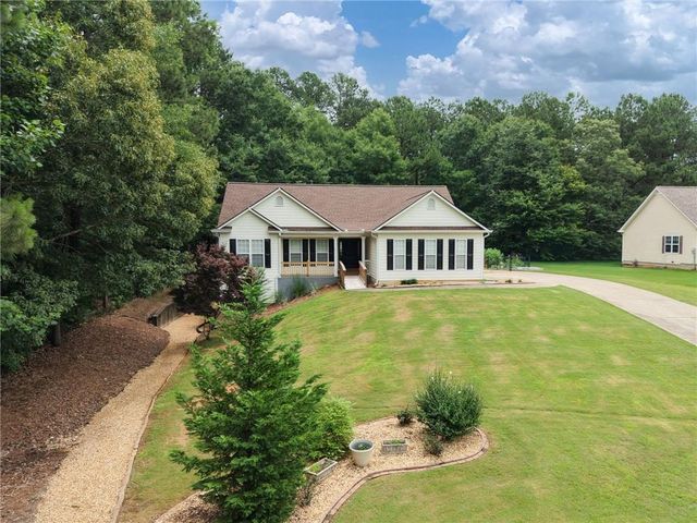 9 CROSS POINTE Way, Hiram, GA 30141