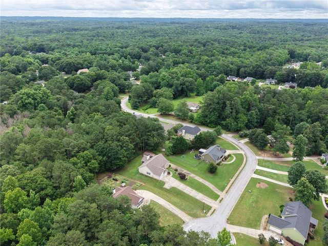 9 CROSS POINTE Way, Hiram, GA 30141
