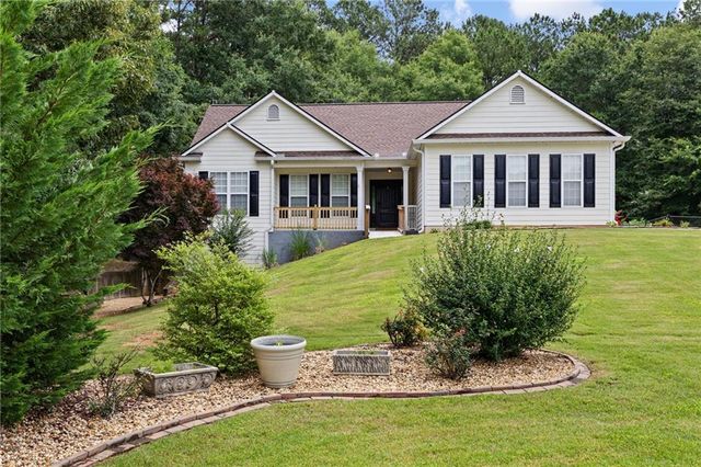 9 CROSS POINTE Way, Hiram, GA 30141