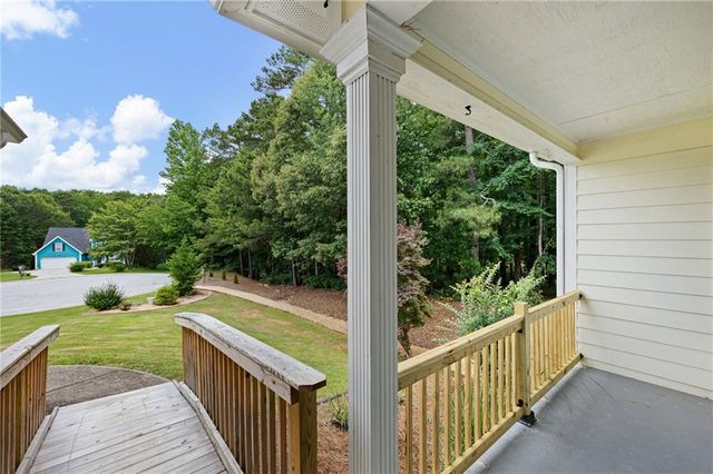9 CROSS POINTE Way, Hiram, GA 30141