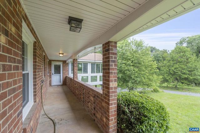 4979 JACOBS RUN LN, Earlysville, VA 22936