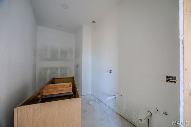 2051 Kay Avenue, Lebanon, MO 65536