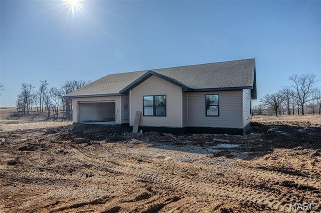 2051 Kay Avenue, Lebanon, MO 65536