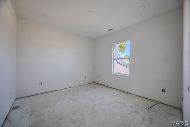 2051 Kay Avenue, Lebanon, MO 65536