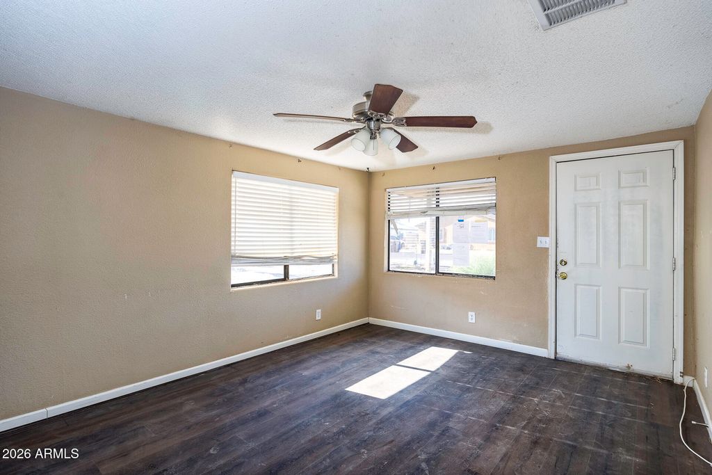 548 W DEWEY Avenue, Coolidge, AZ 85128 — photo 5