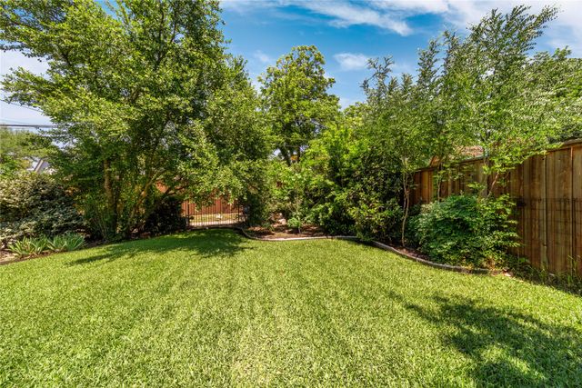 8435 Suncrest Drive, Dallas, TX 75228
