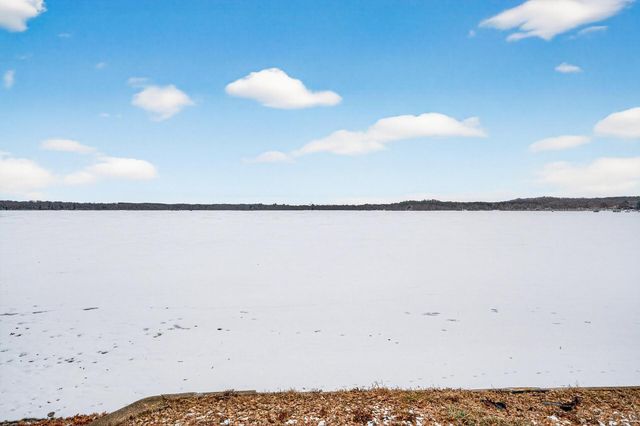 2395 Cardinal Drive, New Richmond, WI 54017