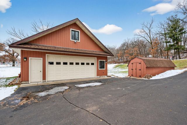 2395 Cardinal Drive, New Richmond, WI 54017
