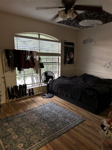 552 Timber Way Drive, Lewisville, TX 75067