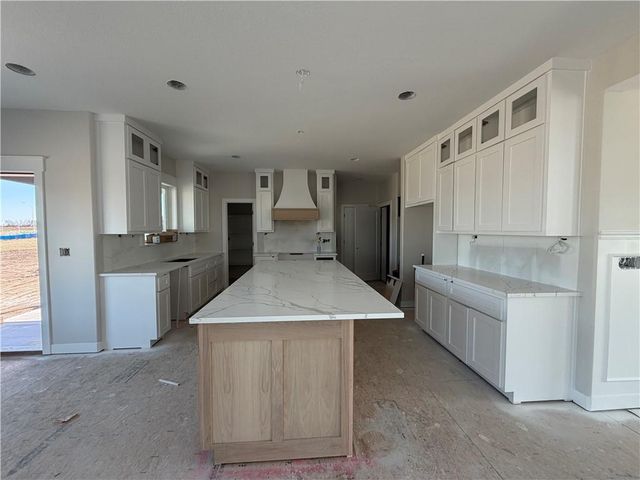 10509 N Mulberry Street, Kansas City, MO 64155