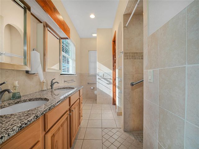 100 REEDY CREEK DRIVE, Frostproof, FL 33843