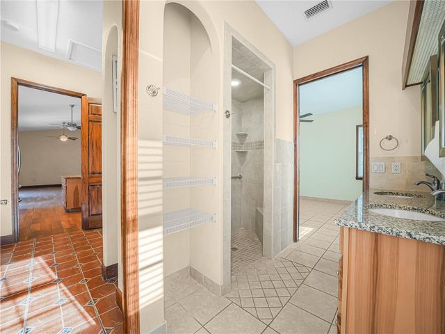 100 REEDY CREEK DRIVE, Frostproof, FL 33843