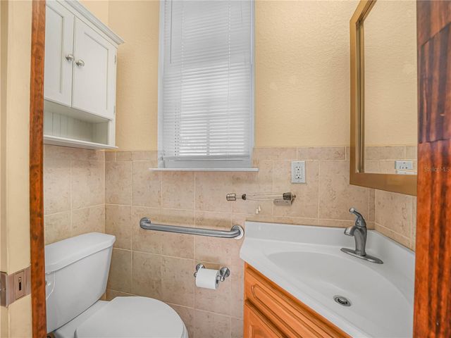 100 REEDY CREEK DRIVE, Frostproof, FL 33843