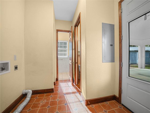 100 REEDY CREEK DRIVE, Frostproof, FL 33843