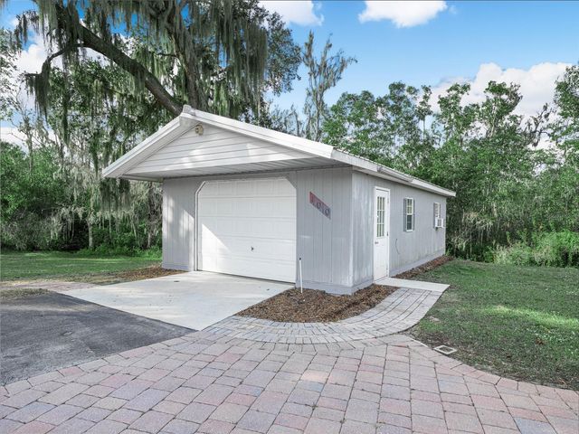100 REEDY CREEK DRIVE, Frostproof, FL 33843