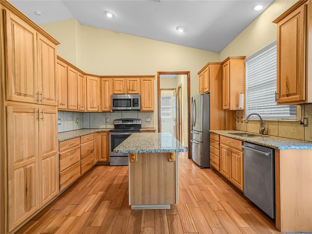 100 REEDY CREEK DRIVE, Frostproof, FL 33843