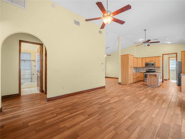 100 REEDY CREEK DRIVE, Frostproof, FL 33843