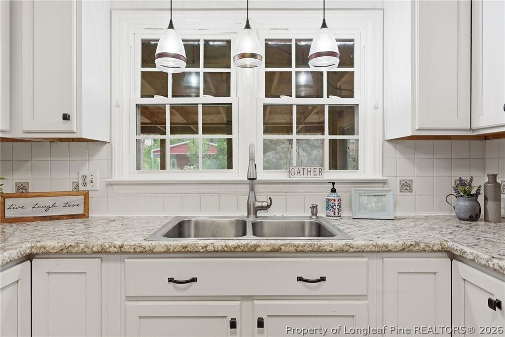 634 Watts Road, Lumberton, NC 28360 — photo 10