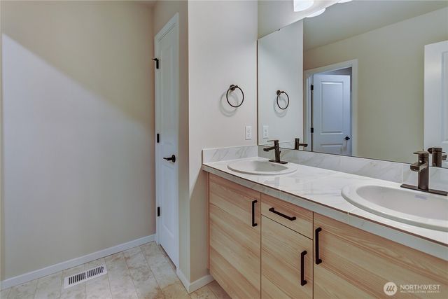 18227 37th Avenue E, Tacoma, WA 98446