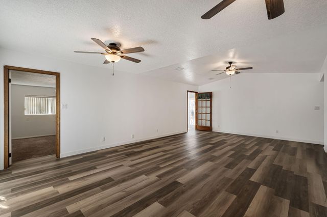 4940 ZIRCONIA Drive NE, Rio Rancho, NM 87124