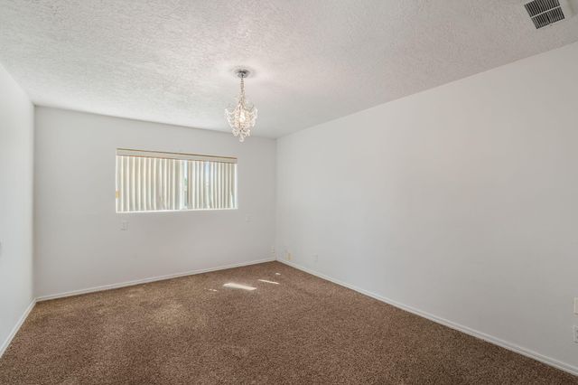 4940 ZIRCONIA Drive NE, Rio Rancho, NM 87124