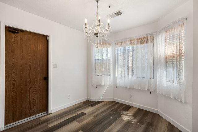 4940 ZIRCONIA Drive NE, Rio Rancho, NM 87124