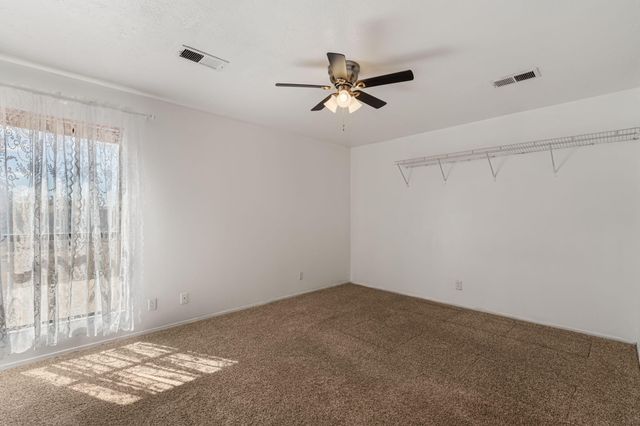 4940 ZIRCONIA Drive NE, Rio Rancho, NM 87124