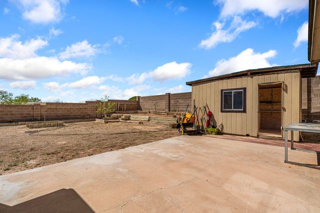 4940 ZIRCONIA Drive NE, Rio Rancho, NM 87124