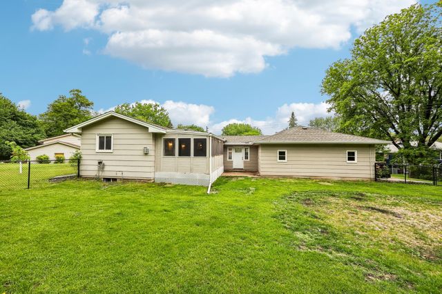 2717 Terrace Drive, Burnsville, MN 55337