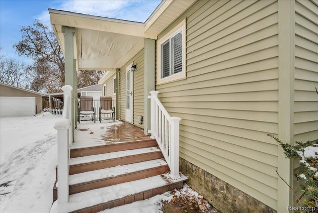 5151 Brobeck Street, Flint Charter Township, MI 48532