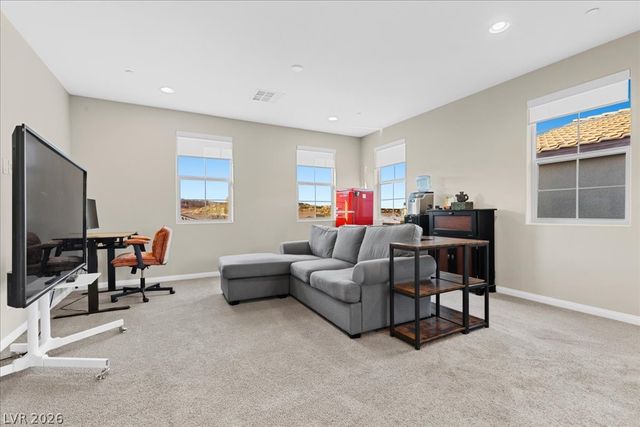 40 Flora Sagio Avenue, Henderson, NV 89011