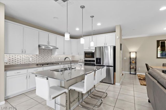 40 Flora Sagio Avenue, Henderson, NV 89011
