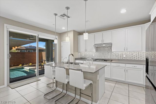 40 Flora Sagio Avenue, Henderson, NV 89011
