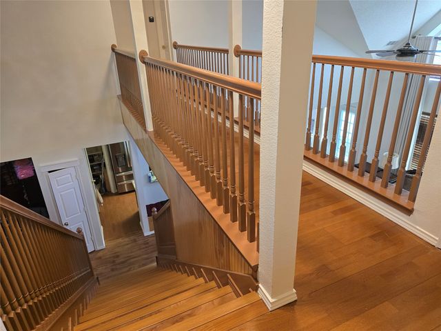 1910 Roselle Court, Arlington, TX 76018