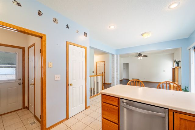 403 4th Street NW, Altoona, IA 50009