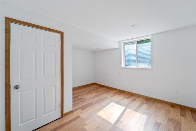 403 4th Street NW, Altoona, IA 50009