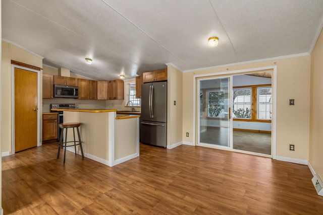 45 Oak Drive, North Hampton, NH 03862