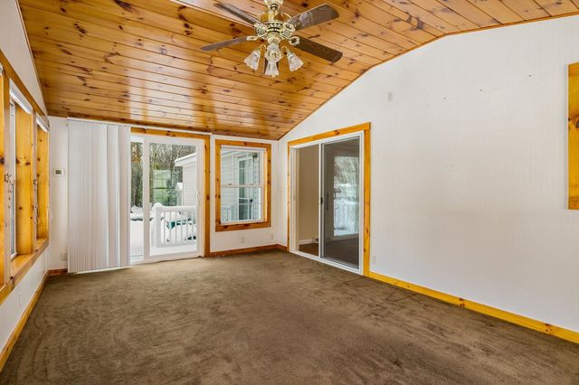 45 Oak Drive, North Hampton, NH 03862