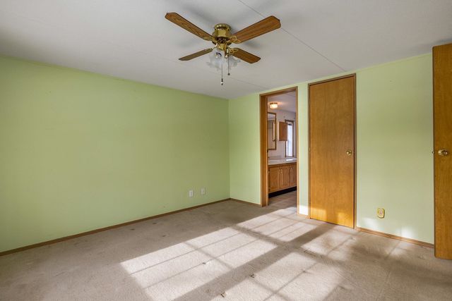 45 Oak Drive, North Hampton, NH 03862