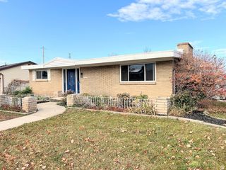 2184 S SORRENTO DR, Woods Cross, UT 84087