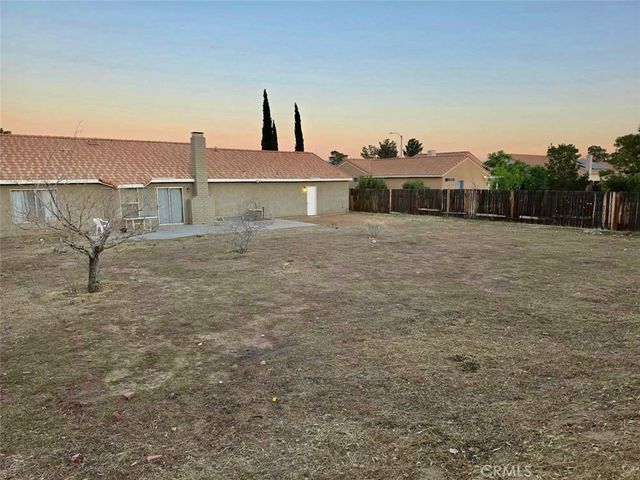 12966 Sundown, Victorville, CA 92392