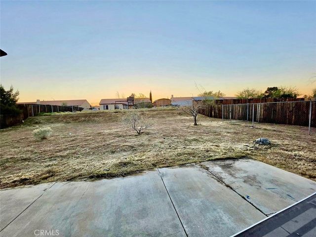 12966 Sundown, Victorville, CA 92392