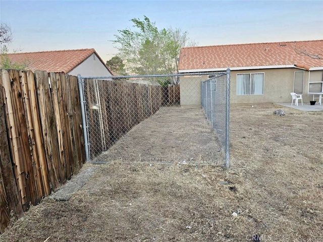 12966 Sundown, Victorville, CA 92392